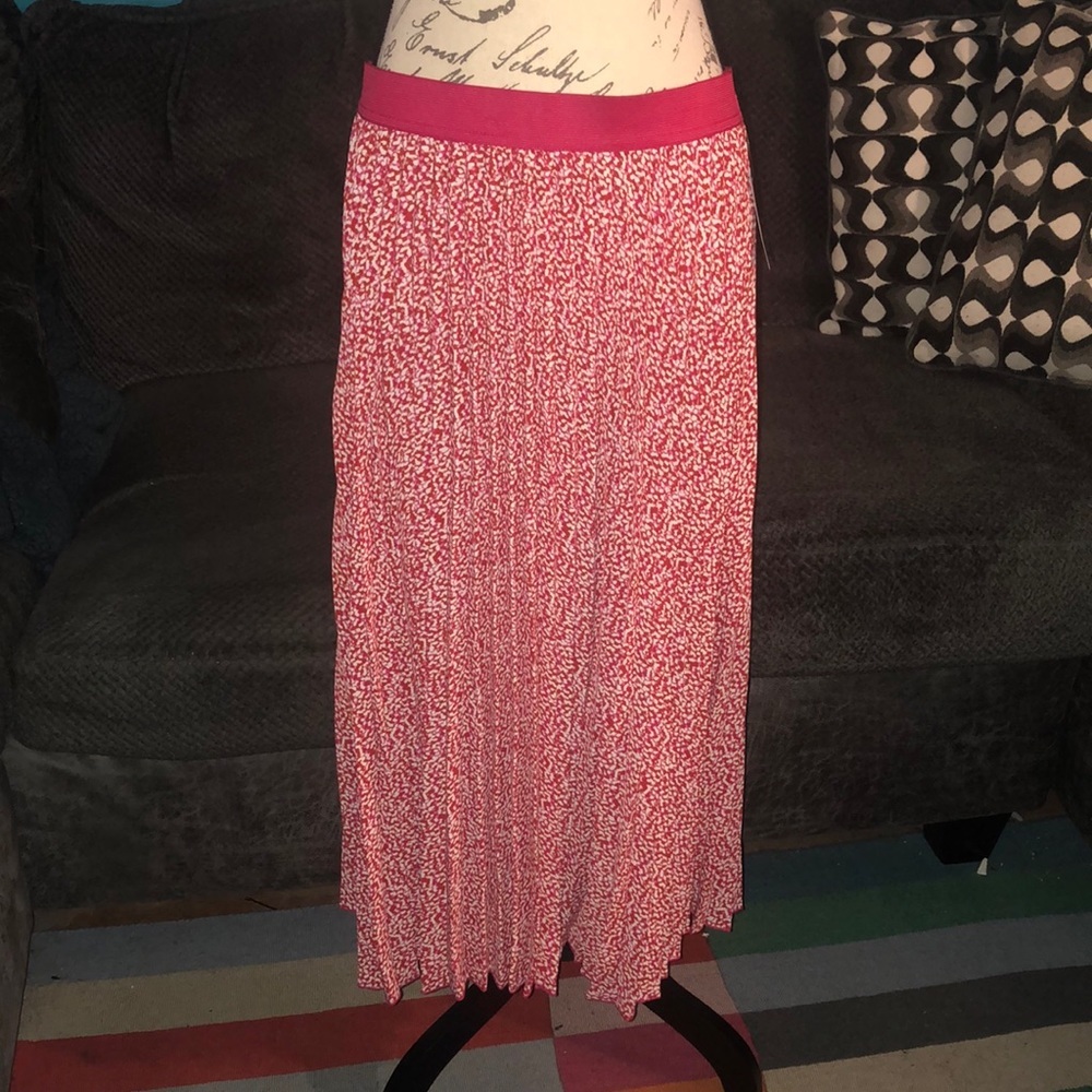 NWT Vince Camuto Pleated Maxi Skirt, Large